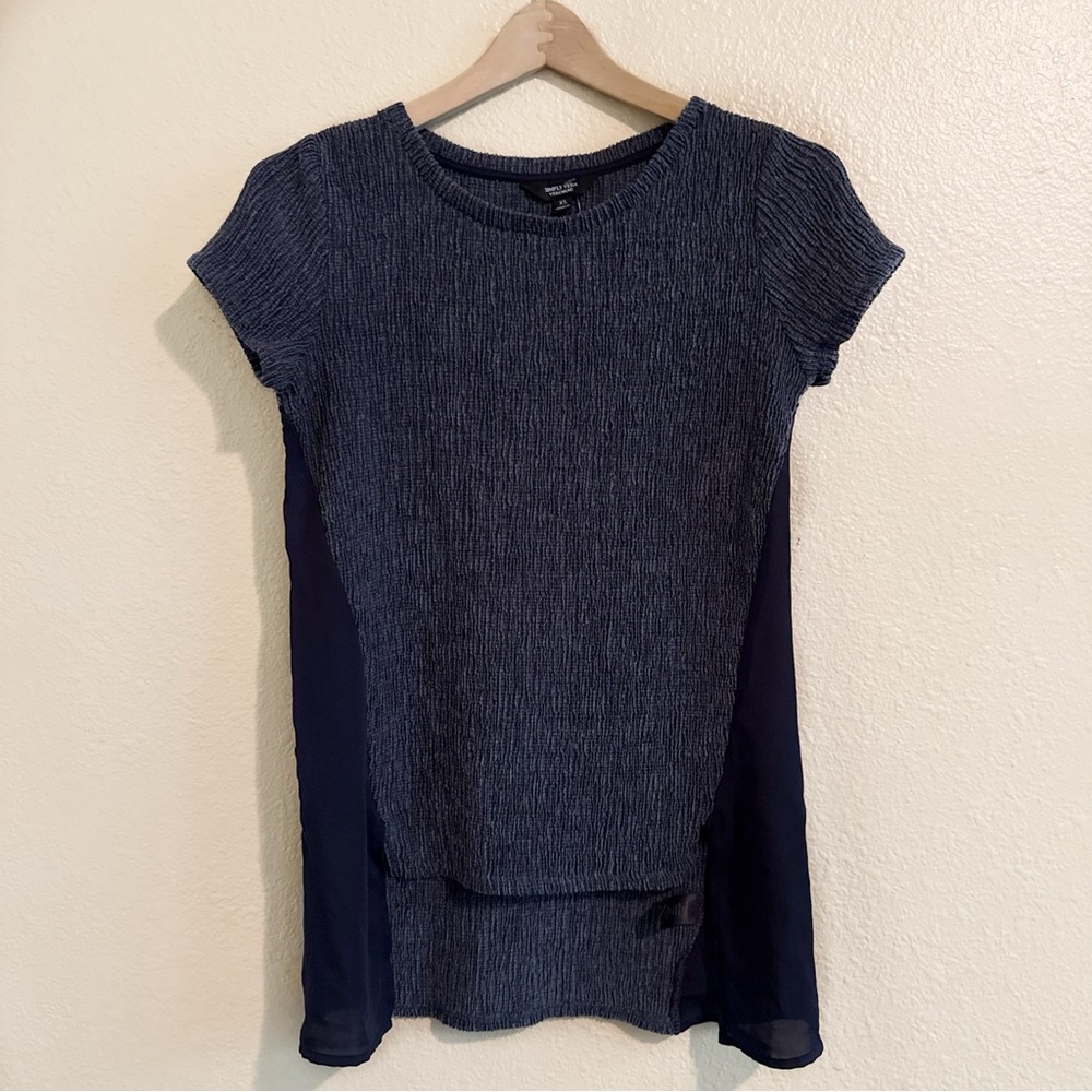 Simply Vera Wang Hi-Low Top Sheer Sides Navy Blouse